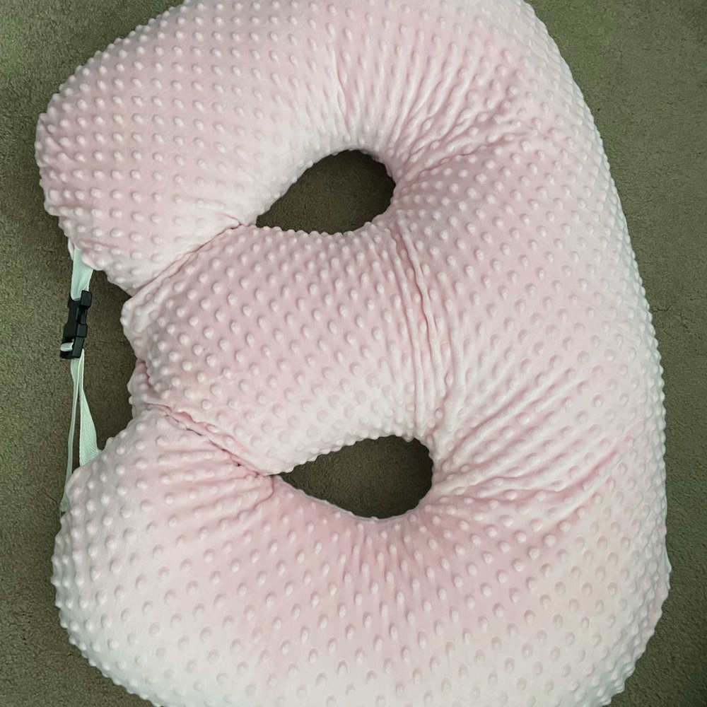 Pink Twin-Z double boppy nursing pillow